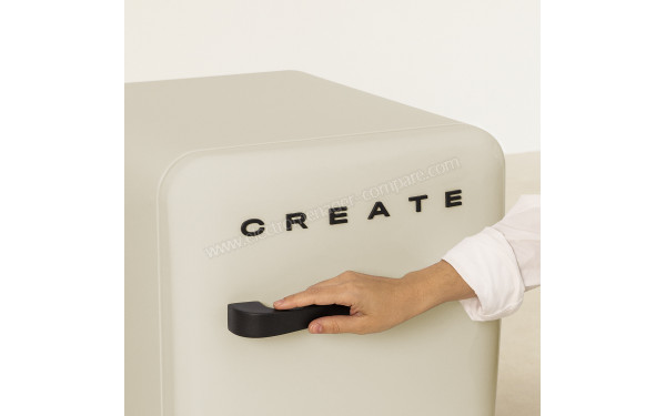 CREATE Retro Fridge 48L Black Beige - Zoom sur la poign&eacute;e