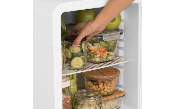 CREATE Retro Fridge 48L Black Blanc - Mise en situation