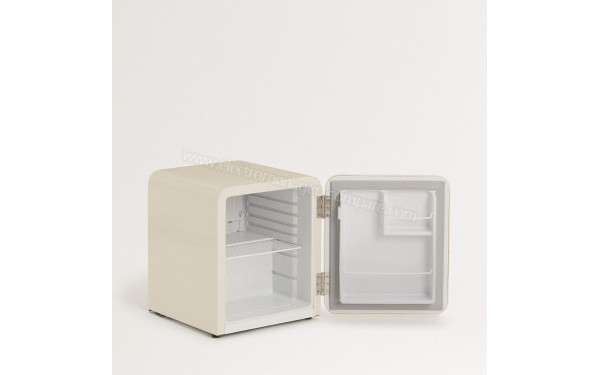 CREATE Retro Fridge 48L Marbre Beige - Vue de l'int&eacute;rieur