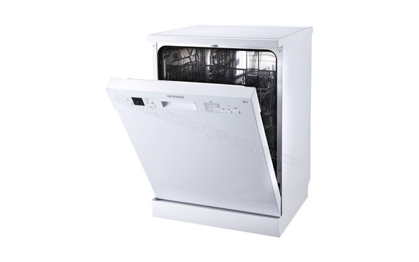 DAEWOO DDW-M1321 - Vue 3/4 droite porte ouverte (cr&eacute;dit : Darty)