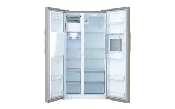 DAEWOO FRN-M570F2X - Vue de l'int&eacute;rieur vide (cr&eacute;dit : Darty)