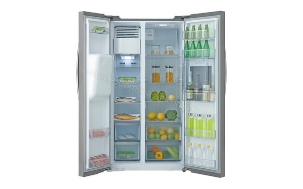DAEWOO FRN-M570F2X - Vue de l'int&eacute;rieur (cr&eacute;dit : Darty)