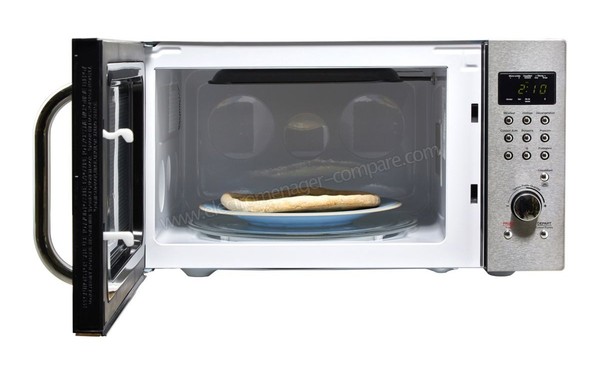 DAEWOO KOG-134K - Vue de face, porte ouverte (cr&eacute;dit : Boulanger)