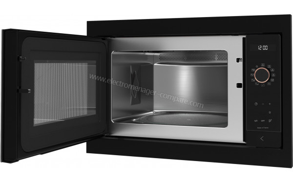 DE DIETRICH DME4310H - Vue de l'int&eacute;rieur (cr&eacute;dit : Boulanger)