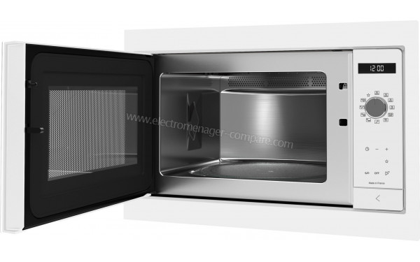 DE DIETRICH DME4310W - Vue de l'int&eacute;rieur (cr&eacute;dit : Boulanger)
