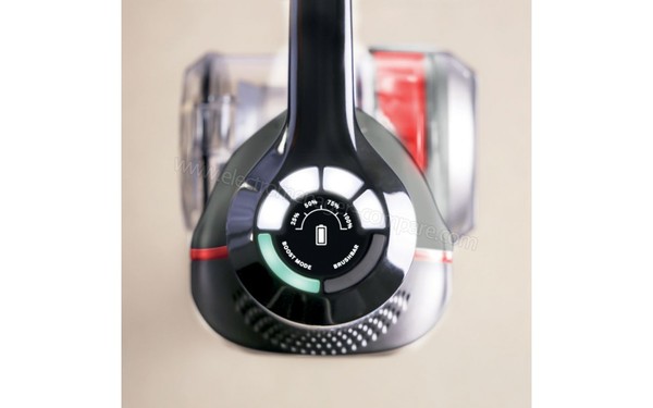 DIRT DEVIL DD777-1 Blade 32V - Vue des commandes (cr&eacute;dit : Boulanger)