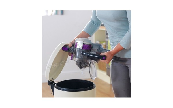 DIRT DEVIL DD777-3 Blade 32V Total - Vue du vidage (cr&eacute;dit : Darty)