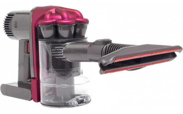 DYSON DC34 Extra - Vue 3/4 gauche (cr&eacute;dit : Boulanger)