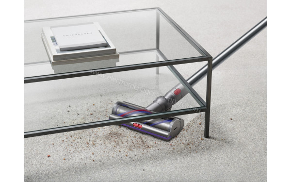 DYSON V15 Detect - Mise en situation (cr&eacute;dit : Boulanger)
