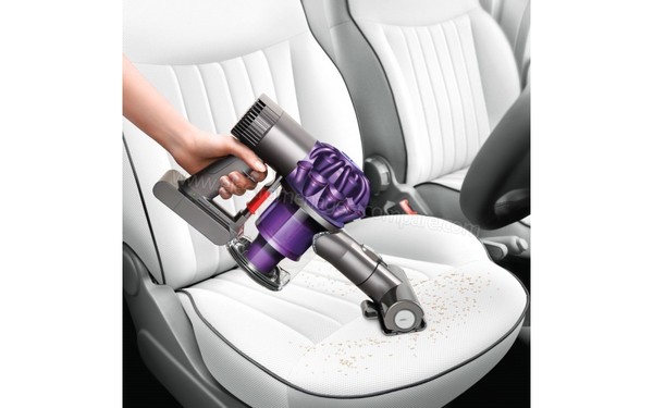 DYSON V6 AnimalPro - Vue 3/4 gauche sans tube