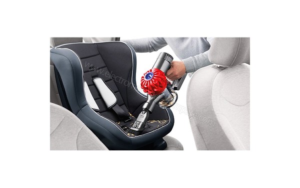 DYSON V6 Car & Boat Extra - Vue 3/4 droite avec accessoire combin&eacute;