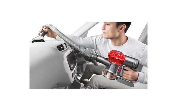 DYSON V6 Car & Boat Extra - Vue 3/4 droite avec rallonge flexible