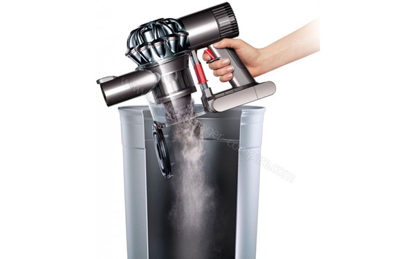 DYSON V6 Trigger - Vidage du bac (cr&eacute;dit : Boulanger)