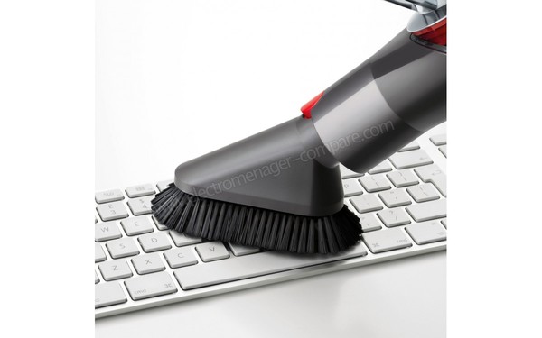 DYSON V7 Animal - Mini brosse douce (cr&eacute;dit : Boulanger)