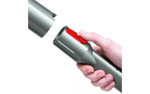 DYSON V7 Motorhead Pro - Raccord pour accessoires (cr&eacute;dit : Boulanger)