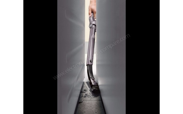 DYSON V8 Absolute Pro - Brosse passe partout (cr&eacute;dit : Boulanger)