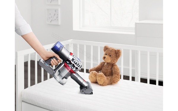 DYSON V8 Absolute v2 - Vue 3/4 gauche n&deg;2