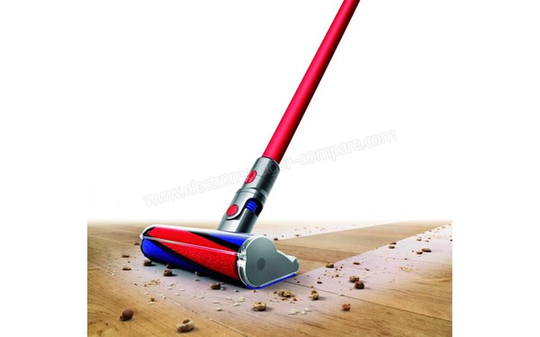 DYSON V8 Total Clean - Brosse rouleau doux (cr&eacute;dit : Boulanger)