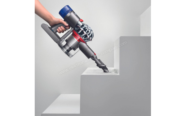 DYSON V8 - Mise en situation
