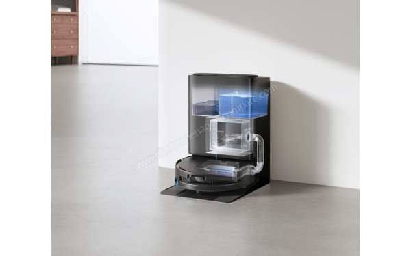 ECOVACS DEEBOT T80S Omni Noir - Mise en situation (cr&eacute;dit : Boulanger)