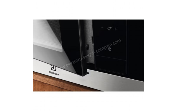 ELECTROLUX BMS5253TMX - Zoom sur la bordure de la porte