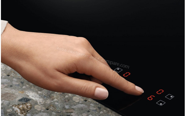 ELECTROLUX CIB60320CK - &Eacute;cran tactile