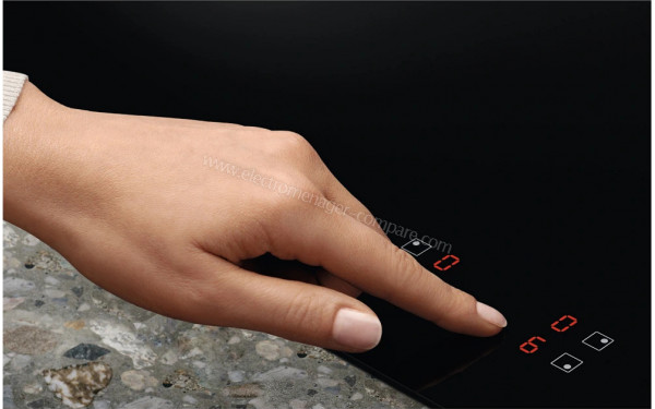 ELECTROLUX DIB60320CK - &Eacute;cran tactile