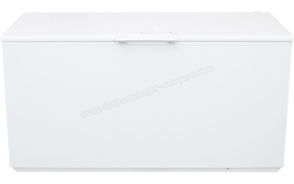ELECTROLUX EC3330AOW1 - Vue de face (cr&eacute;dit : Boulanger)