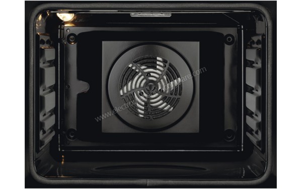 ELECTROLUX EEC2409BOX 2019 - Vue de l'int&eacute;rieur (cr&eacute;dit : Boulanger)