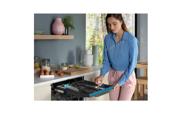 ELECTROLUX EEM48300IX - Vue du tiroir sup&eacute;rieur