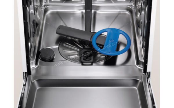 ELECTROLUX EEM48320L - Vue du bras de lavage