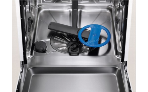 ELECTROLUX EEM48330L - Mise en situation