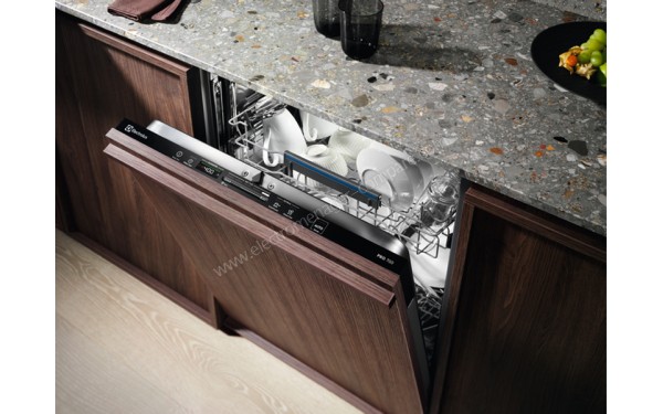 ELECTROLUX EEQ47305L - Mise en situation