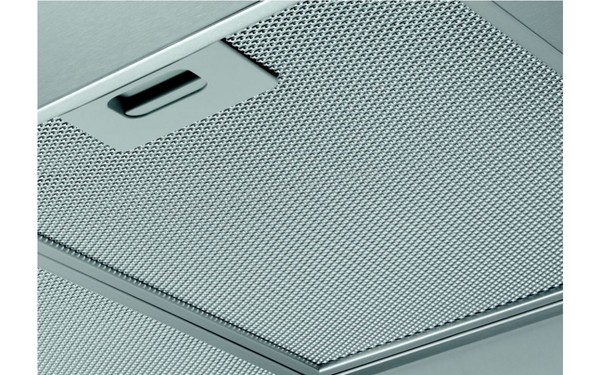 ELECTROLUX EFC60465OW - Vue du dessous  (cr&eacute;dit : Boulanger)