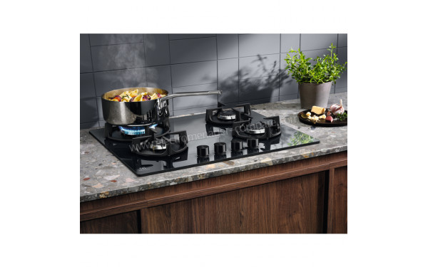 ELECTROLUX EGG64272M - Mise en situation