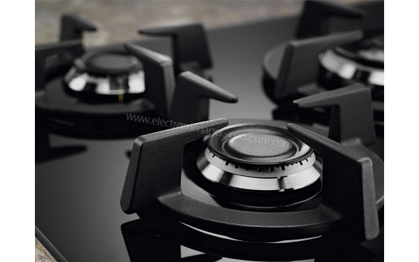 ELECTROLUX EGG6427K - Zoom sur les foyers &agrave; gaz