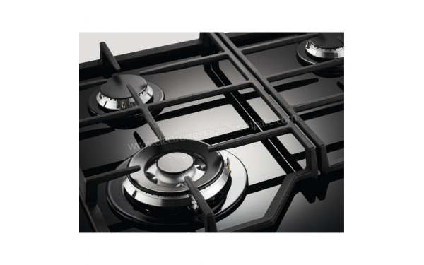 ELECTROLUX EGM6343YAK - Zoom sur les foyers &agrave; gaz