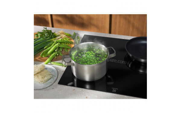 ELECTROLUX EIB60320CK - Mise en situation