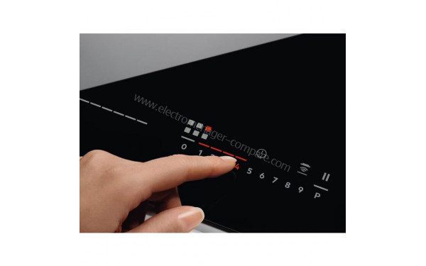 ELECTROLUX EIV9467 - &Eacute;cran tactile