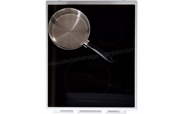 ELECTROLUX EKI54552OW - Vue du dessus avec r&eacute;cipient (cr&eacute;dit : Boulanger)