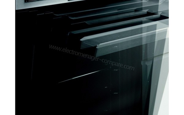 ELECTROLUX EKI6771COW - Syst&egrave;me Velvet Closing (cr&eacute;dit : Boulanger)