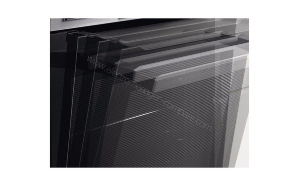 ELECTROLUX EKI6771COX - Syst&egrave;me Velvet Closing (cr&eacute;dit : Boulanger)