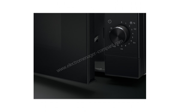 ELECTROLUX EMZ421MMK - Zoom sur la bordure de la porte