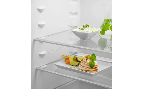 ELECTROLUX ENA7TE75S - Clayettes