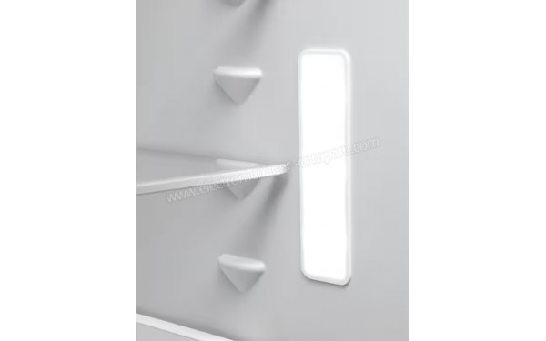 ELECTROLUX ENC8MC18S - Eclairage int&eacute;gr&eacute; de type LED