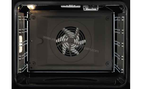 ELECTROLUX EOA3400AAX 2018 - Vue de l'int&eacute;rieur