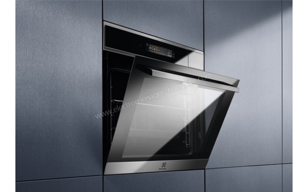 ELECTROLUX EOA9S31CX - Vue 3/4 gauche