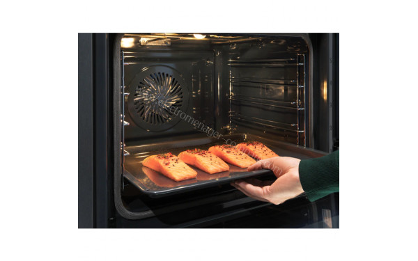 ELECTROLUX EOB7S31Z - Mise en situation