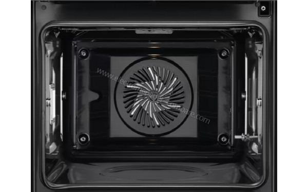 ELECTROLUX EOB8S39H 2024 - Vue de l'int&eacute;rieur