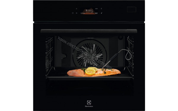 ELECTROLUX EOB8S39Z 2024 - Vue de face